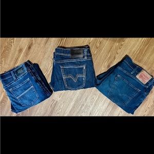Three pairs of BRAND NEW men’s jeans